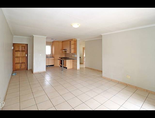 2 BEDROOM TOWNHOUSE FOR SALE IN ORIEL